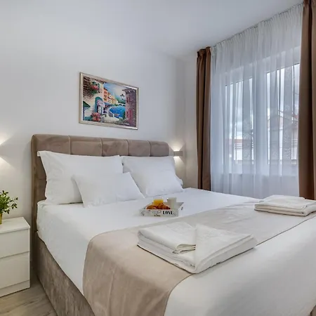 Exclusive - Penthouse A5 Apartment